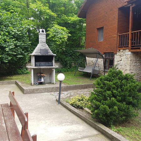 Ваканционна Къща Маарата Крушуна Екстериор снимка